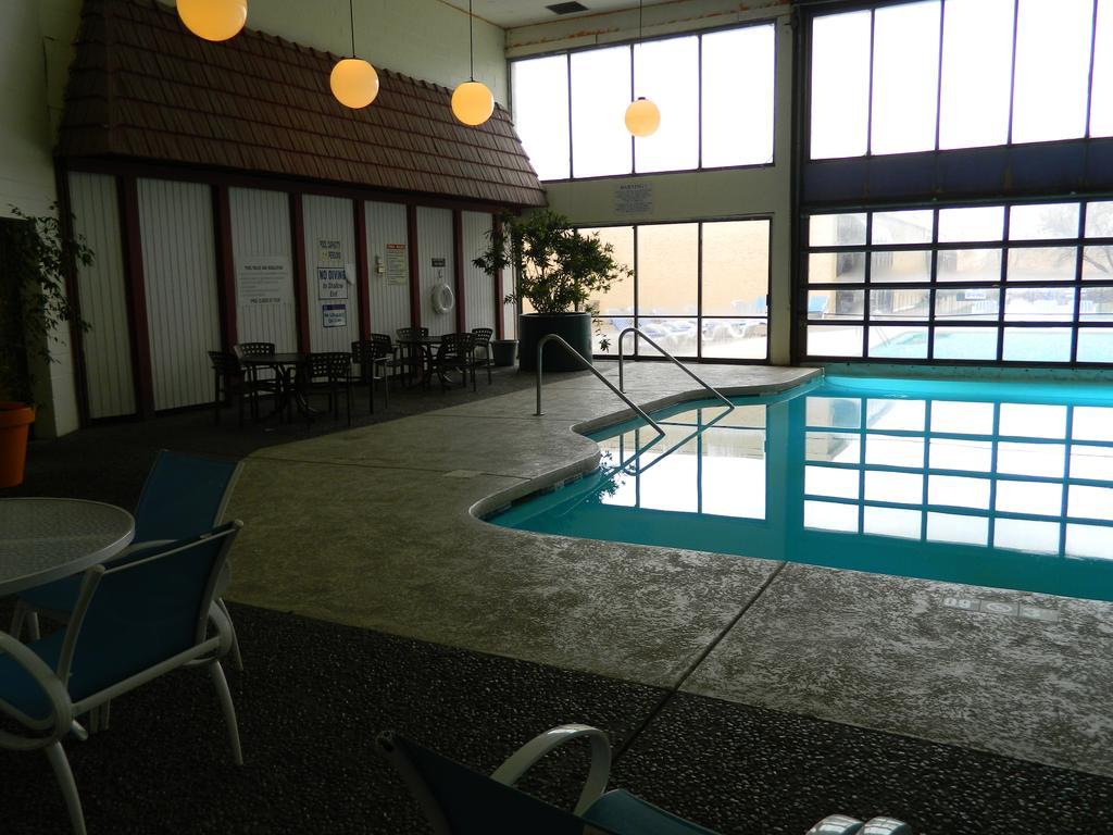 Howard Johnson Plaza Kansas City Hotel & Conference Center Eksteriør billede